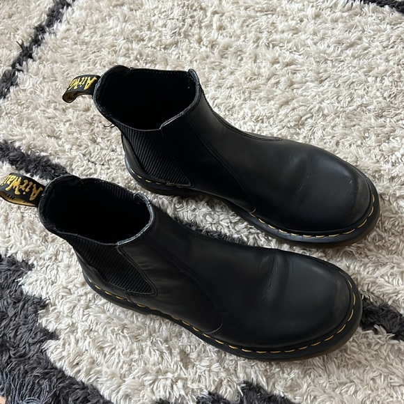 Chelsea dr martens. - Picture 5 of 5